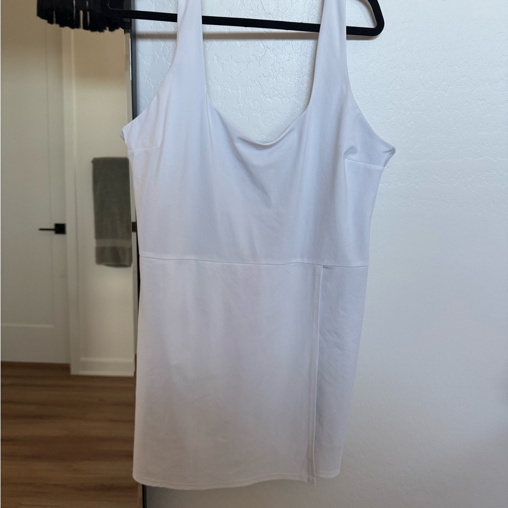 Abercrombie & Fitch White Sleeveless Sheath Mini Dress